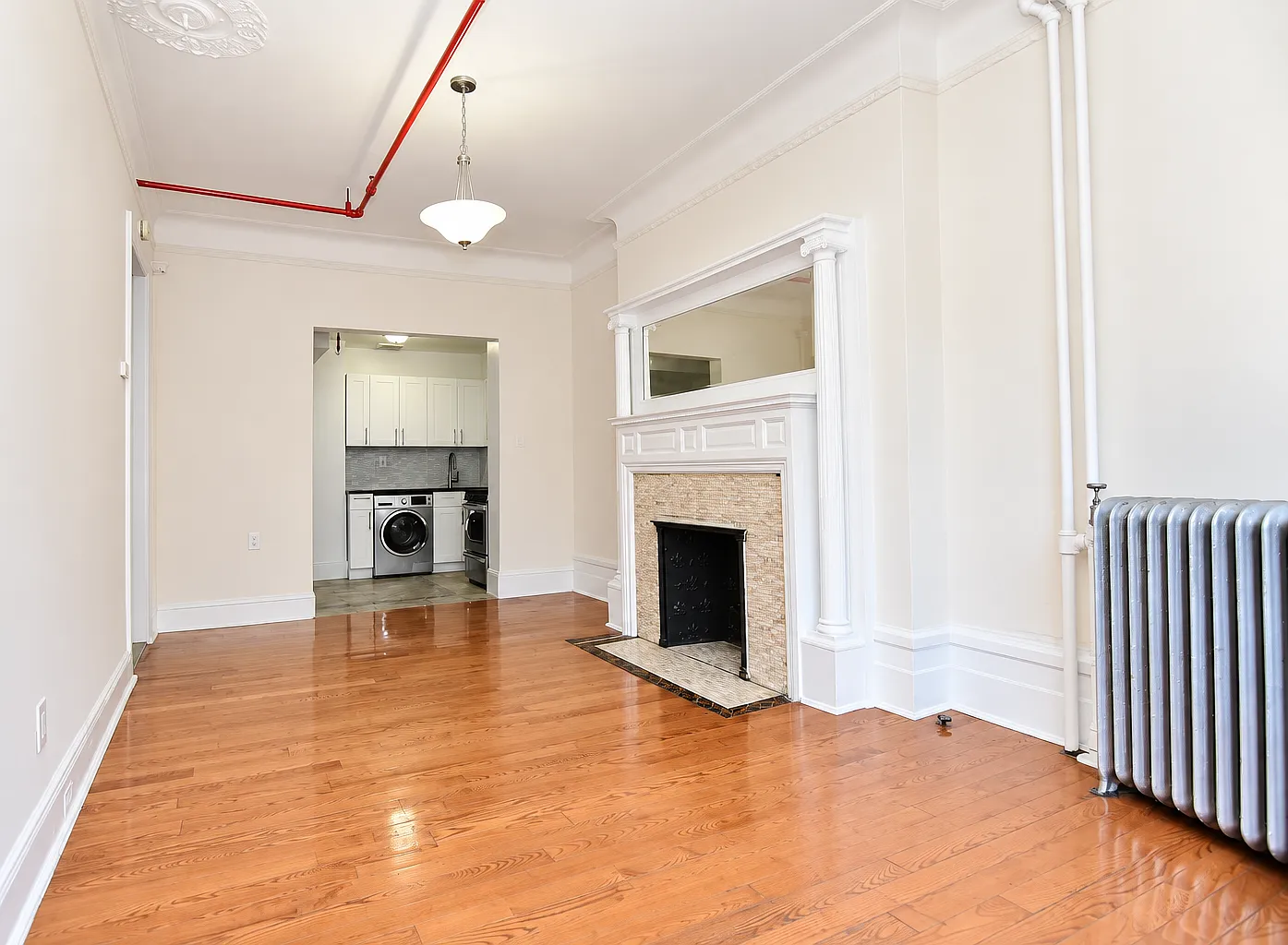 763 Street Nicholas' Avenue — Photo 2