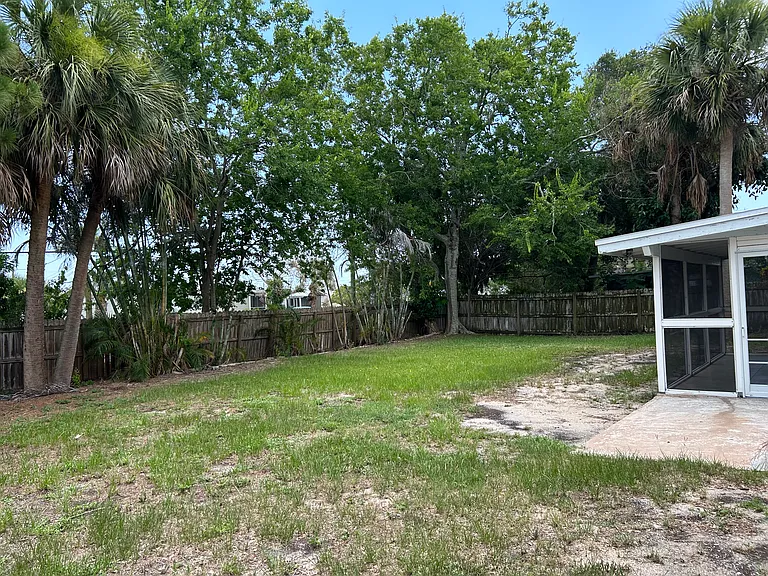 360 Glen Haven Dr — Photo 17