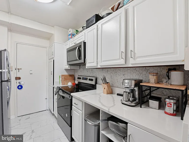 4740 Connecticut Ave NW #818 — Photo 12