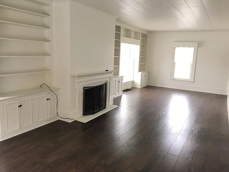 1046 Liberty St #1 — Photo 2
