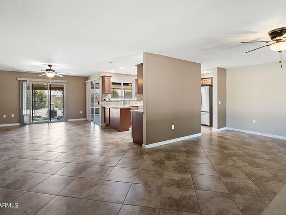 5th image of 9306 W WILLOWBROOK Drive