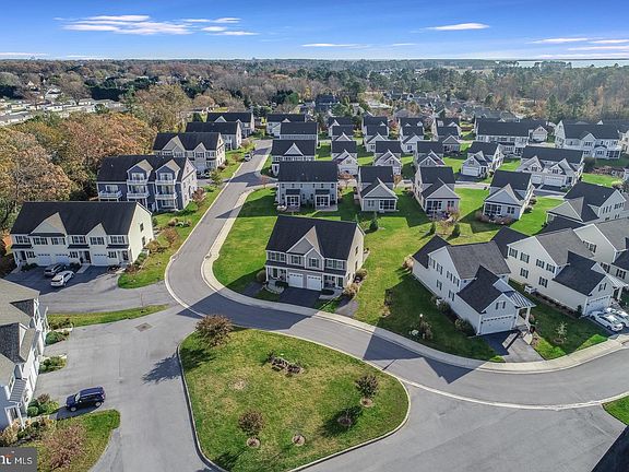 3rd image of 36433 Warwick Dr #68B