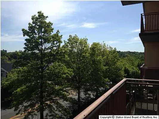 Sold by Comfort Homes Realty Group Inc | media 10