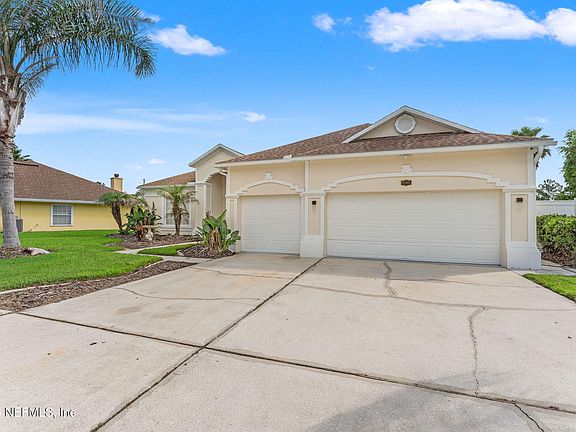 3rd image of 11828 COLLINS CREEK Drive
