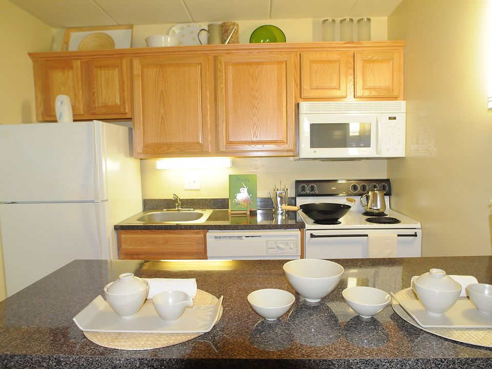 open concept kitchen w/ breakfast bar