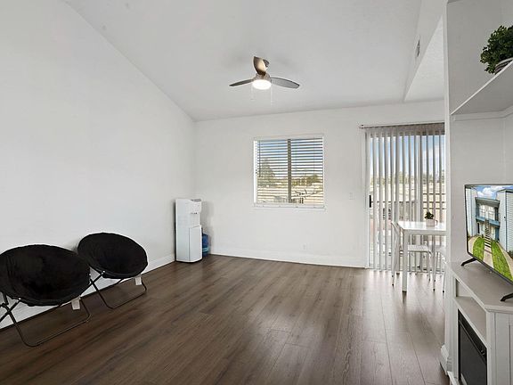3rd image of 445 Almond Dr APT 106