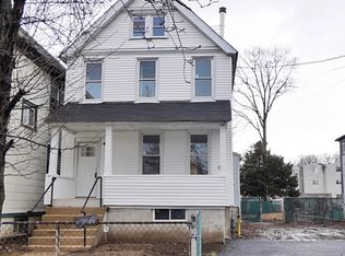 421 Clove Rd, Staten Island, NY 10310