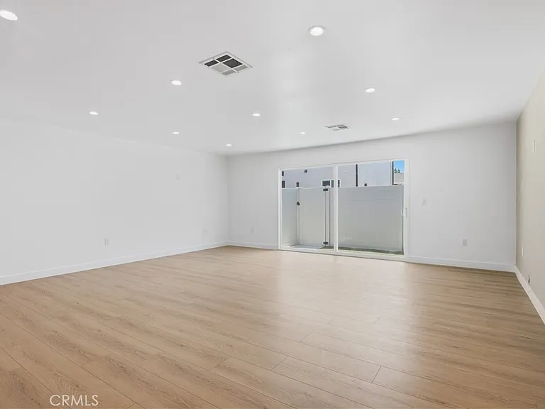 17150 Mayall St — Photo 4