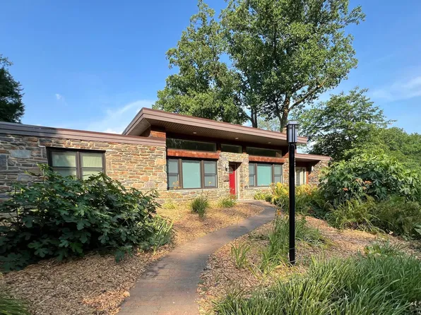 29 Rolling Rd, Wynnewood, PA 19096