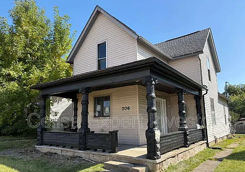 706 Davis St Photo 1 706 Davis St Photo 1
