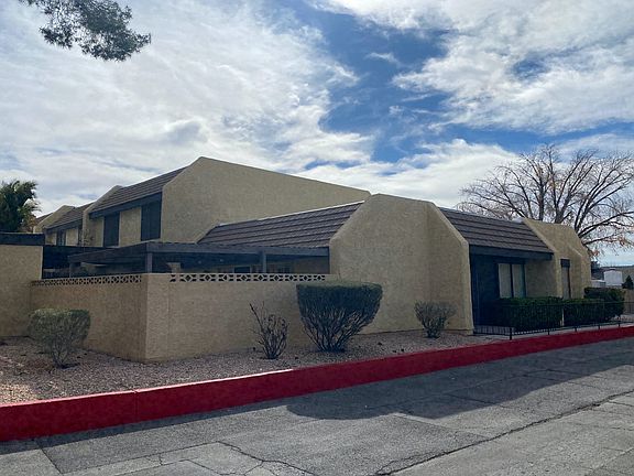 3rd image of 4629 Kelly Barry Way