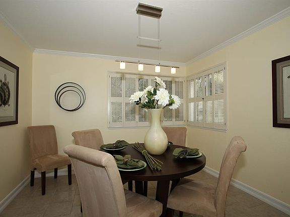5th image of 10008 Dove Oak Ct