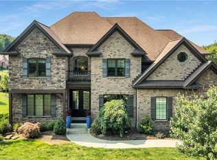 420 Wynstone Dr, Wexford, PA 15090