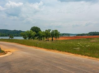 5296 Old Club Rd #44, Loudon, TN 37774