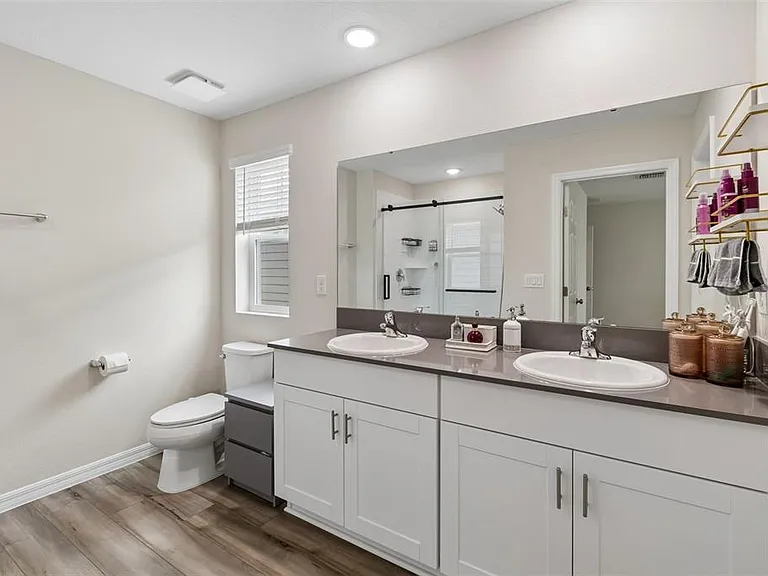 4023 Gardenia Ave — Photo 49