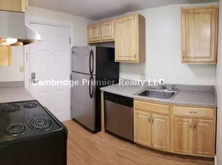 249 Garden St APT 10, Cambridge, MA 02138