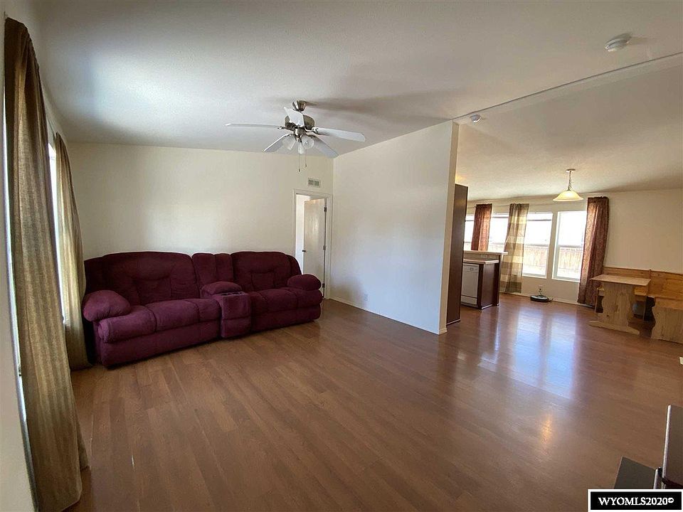 1002 Hillside Ave, Riverton, WY 82501 Zillow
