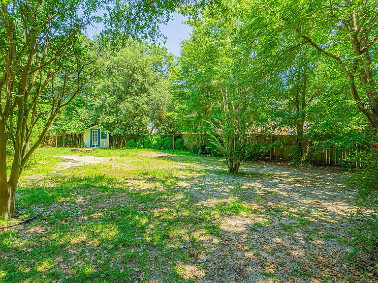 3341 Marion Oaks Way — Photo 18