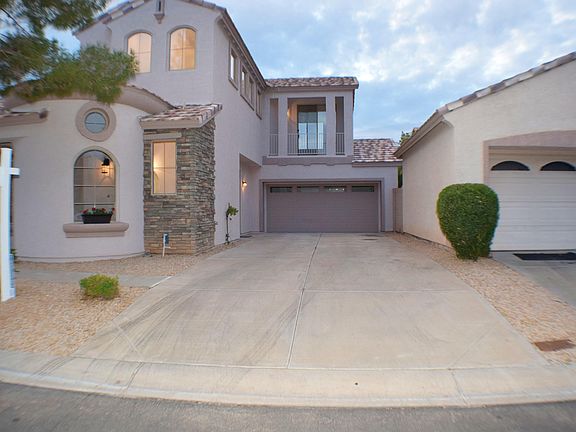 2nd image of 1328 S Roseann