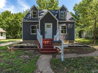 408 S A St, Farmington, MO 63640