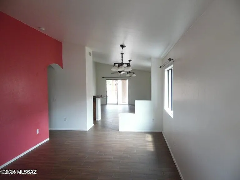 7325 E Weeping Willow Dr SE — Photo 11