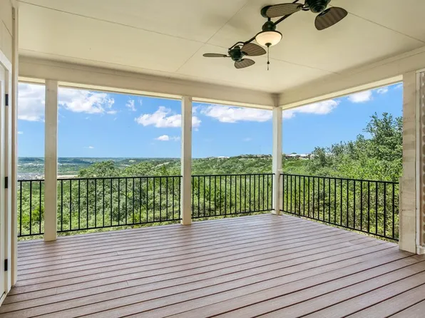 1025 Roanoke Ln, Kerrville, TX 78028