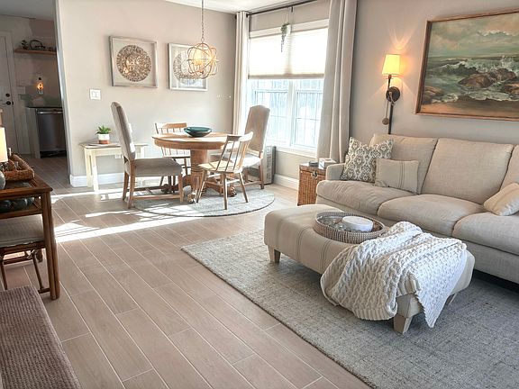 2nd image of 16 Mussey St APT 301