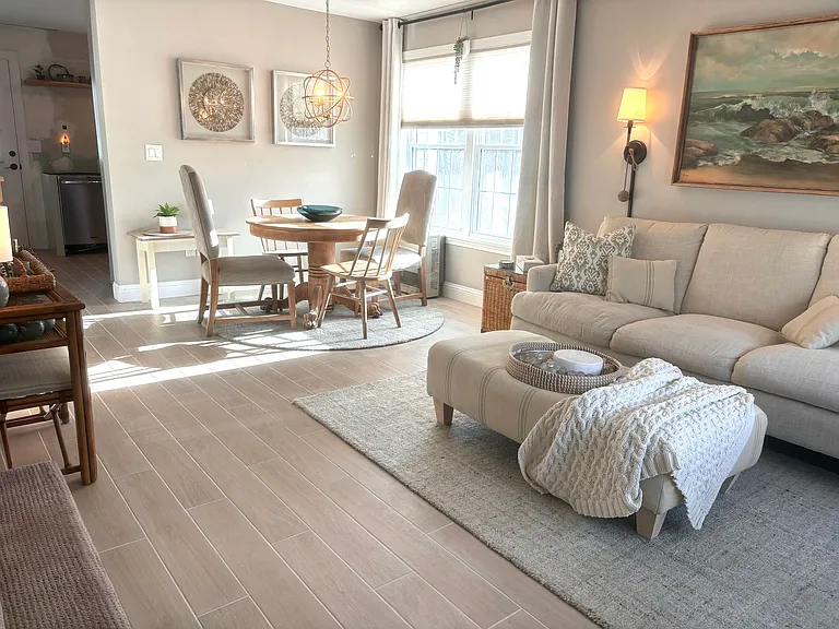 16 Mussey St #301 — Photo 2