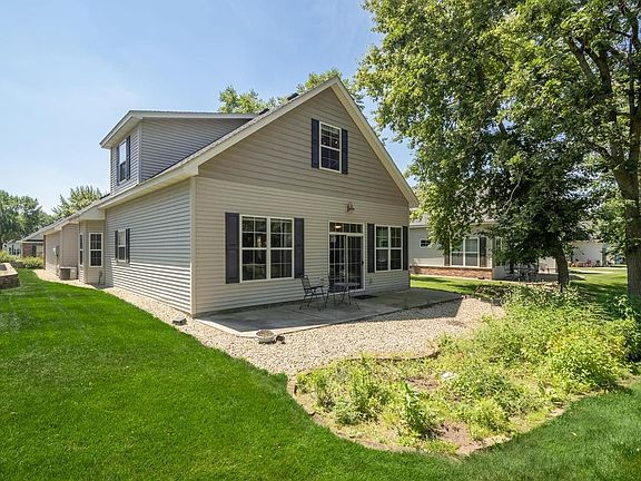 5th image of 10562 Mississippi Cir N