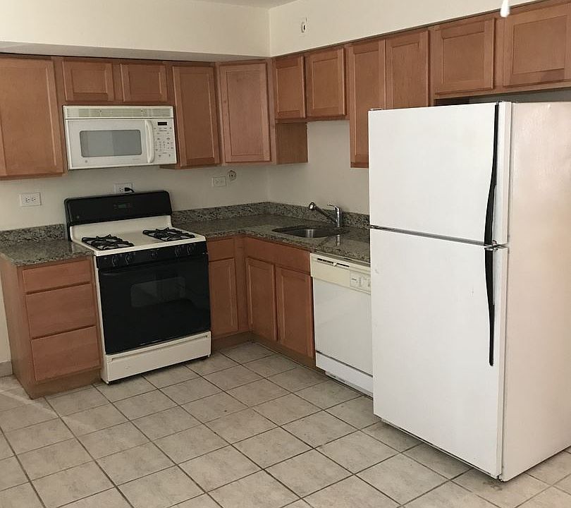 1st image of 1405 W Sherwin Ave APT Gs