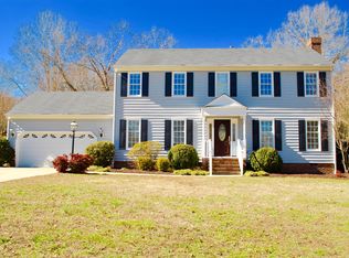 408 Edinburgh Dr, Burlington, NC 27215