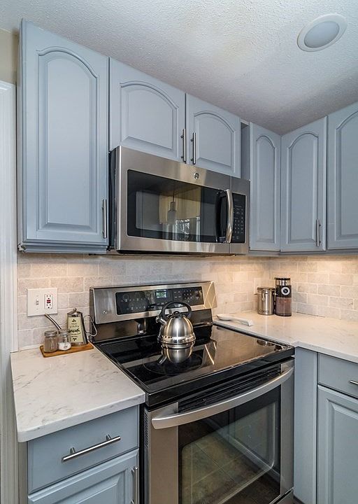 6 Proctor St, Natick, MA 01760 Zillow