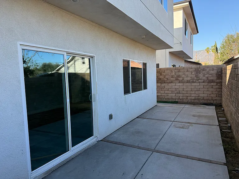 12662 Bradley Ave — Photo 3