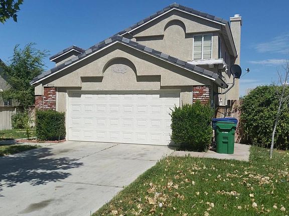 2nd image of 45702 Victoria Ave