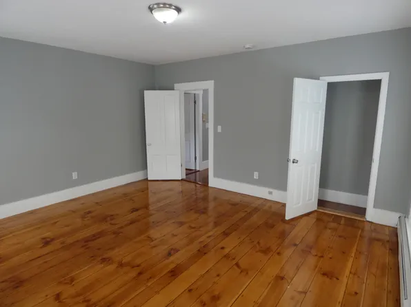 94 Maple St, Gardner, MA