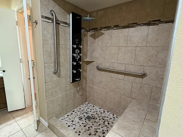 1025 Clover Dale Ln — Photo 22