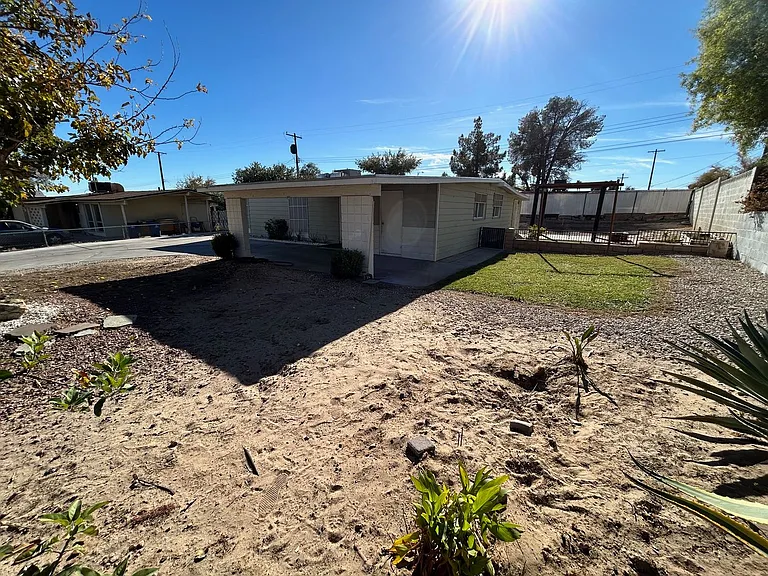 1937 Capistrano Ave — Photo 3