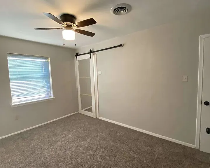 4604 Mercedes Dr — Photo 14