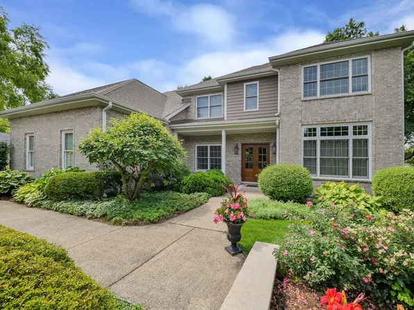 1580 Turnberry Ct, Geneva, IL 60134