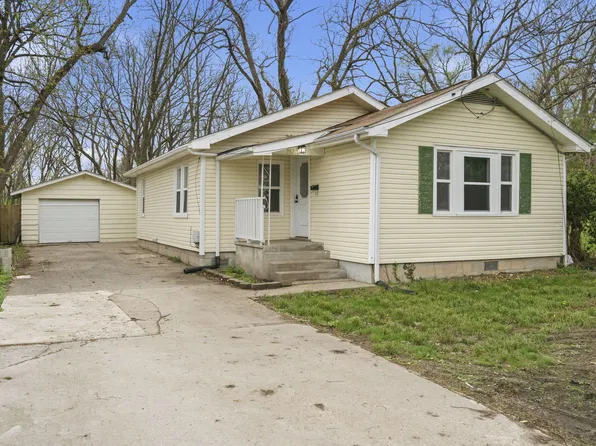2822 E Cherry St, Springfield, MO 65802