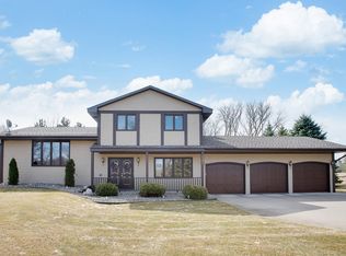 11211 133rd Ave N, Dayton, MN 55327