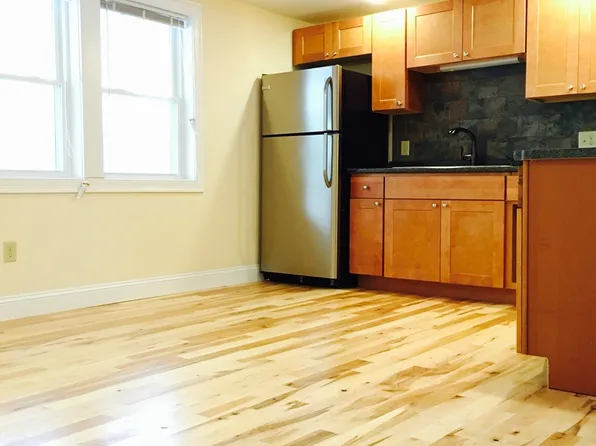 158 North St, 158 North St APT B, Burlington, VT 05401