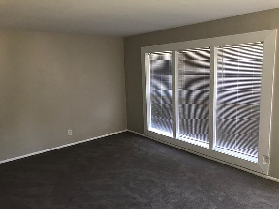 5th image of 7747 Paddington Dr