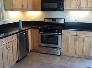 1409 Gordon St, Redwood City, CA 94061