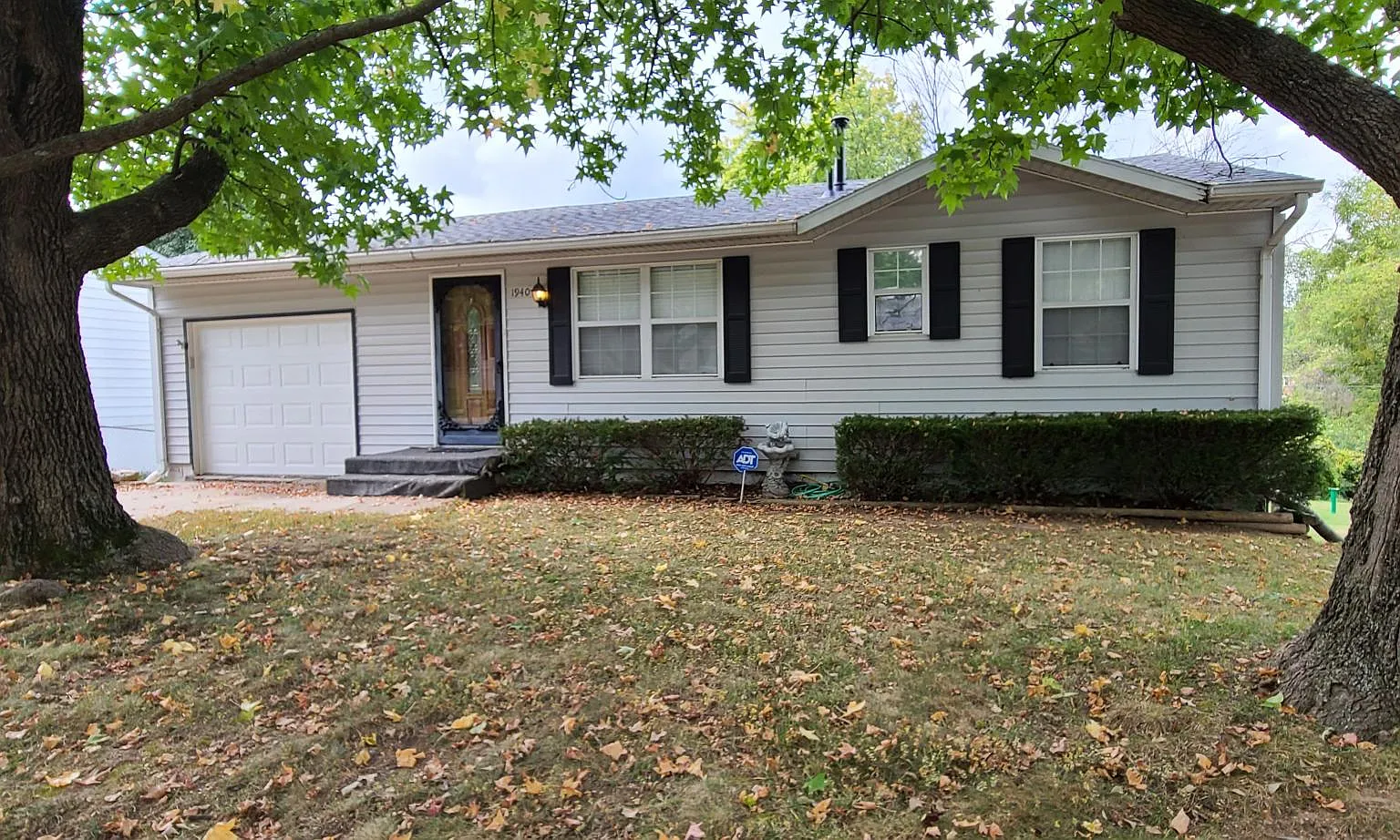 4 bed, 1515 sqft, $1,795 — Photo 1