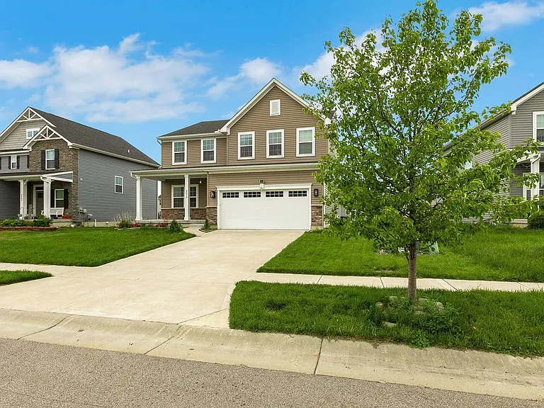 4613 Kelly Ct — Photo 3