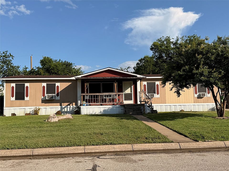 1st image of 1344 Honeysuckle Dr