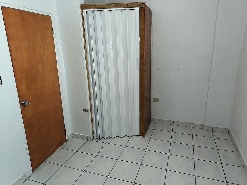 1st image of 706 Calle Jose Marti #908