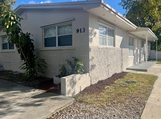 913 SW 4th Ter, Hallandale Beach, FL 33009