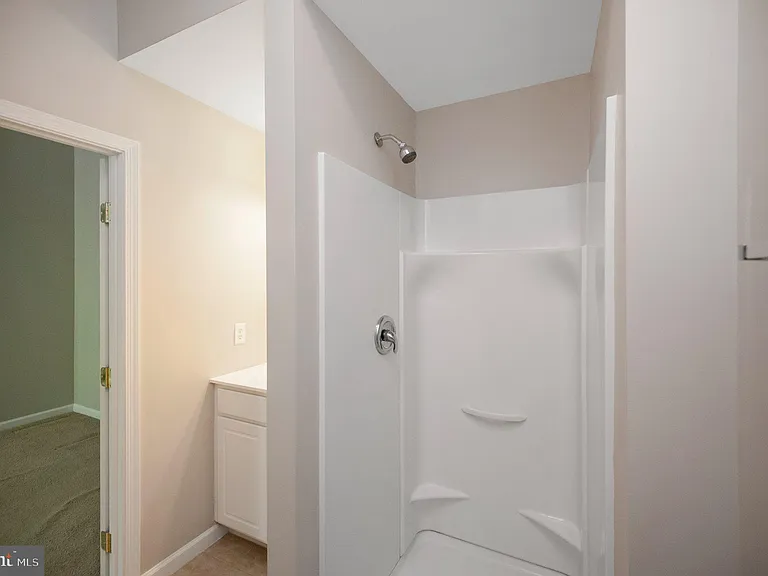 9705 Becker Ct — Photo 12